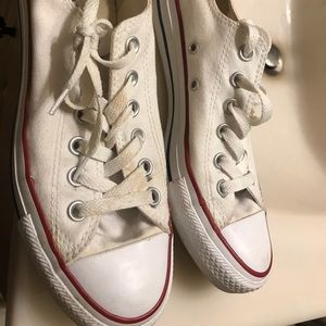 Women’s white converse size 7 worn